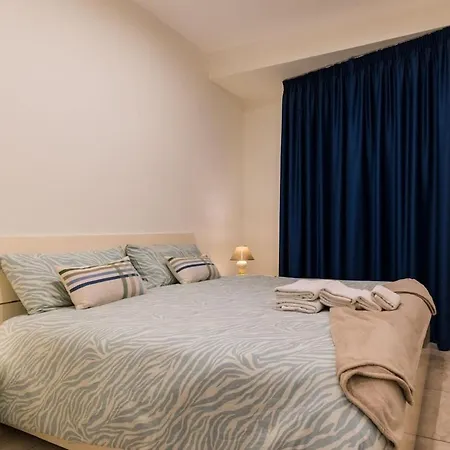 Confortevole Con Posto Auto Gratuito E Wifi