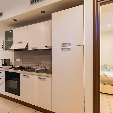 Confortevole Con Posto Auto Gratuito E Wifi San Remo