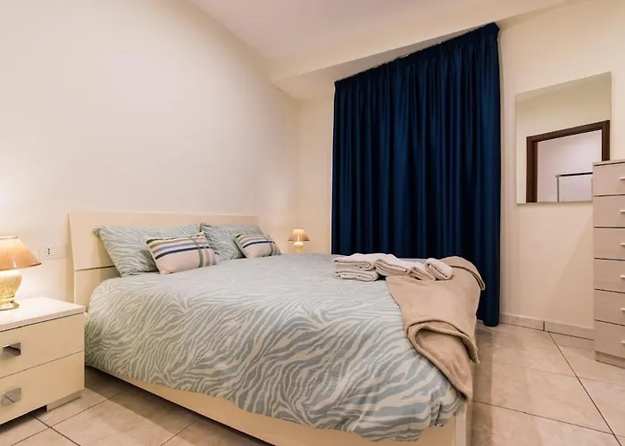 アパート Confortevole Con Posto Auto Gratuito E Wifi *